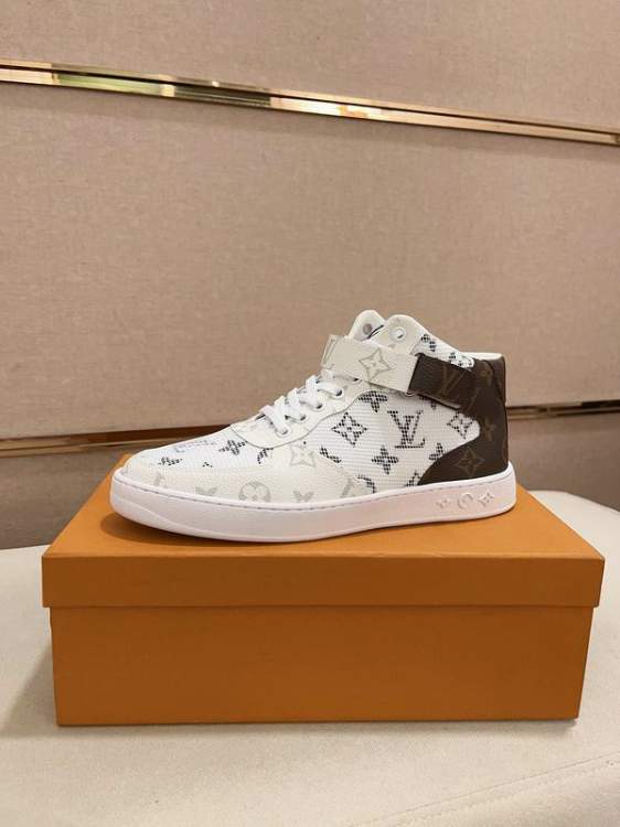 Picture of Louis Vuitton Shoes _SKULVsz38-45jyh051013417